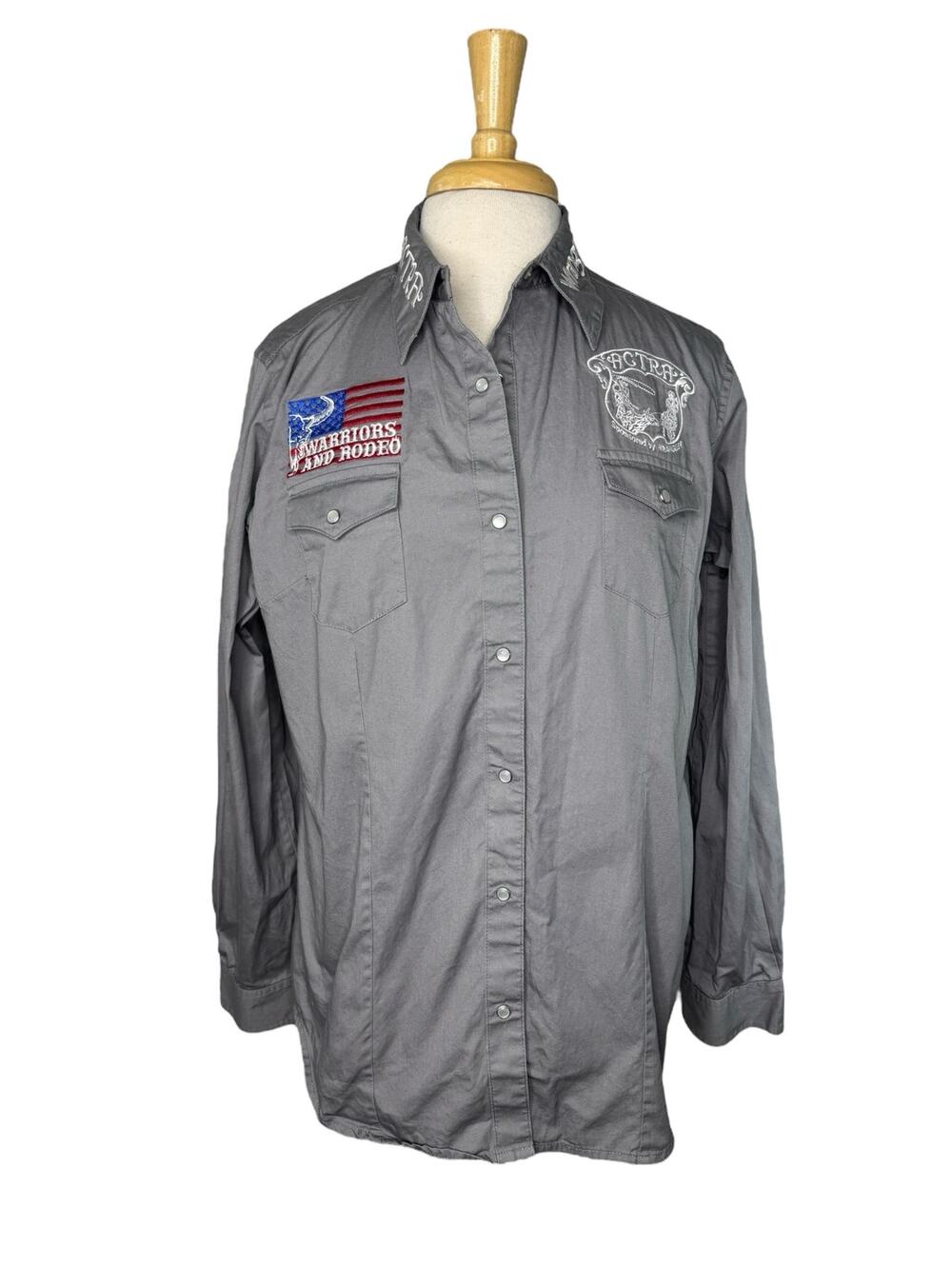 WRANGLER ACTRA Gray Warriors and Rodeo Embroidered Western Shirt Sz Large Womens